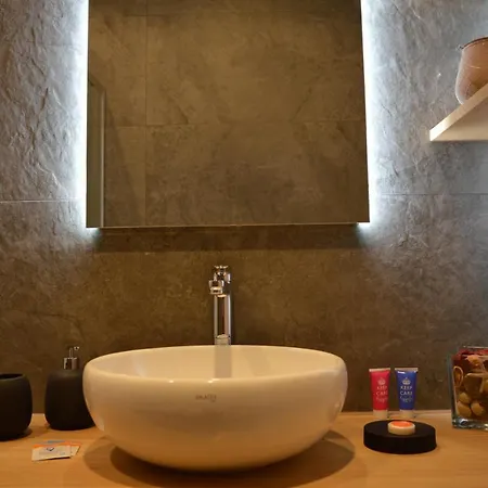 Frühstückspension Tota 3*